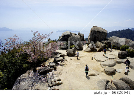 広島 弥山 弥山展望台からの眺め 山頂 広島 弥山 弥山展望台からの眺め 山頂 66826945