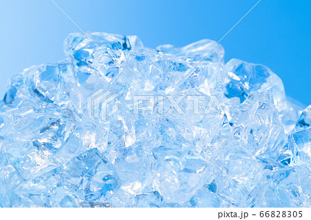氷 イメージ　ガラス氷 66828305