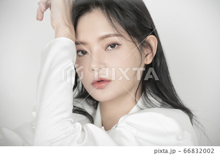 女性 女 女の子 66832002