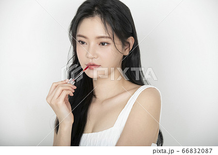 ビューティー 女性 女 66832087