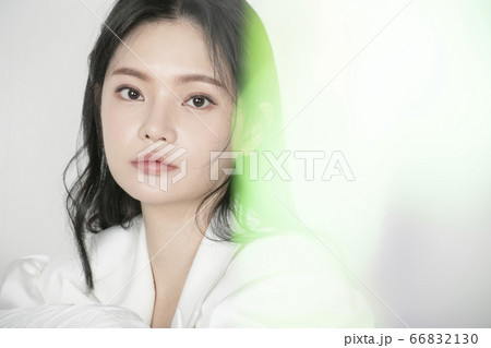 女性 女 女の子 66832130