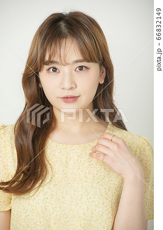 女性 女 女の子 66832149