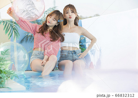 女性 女 女の子 66832312