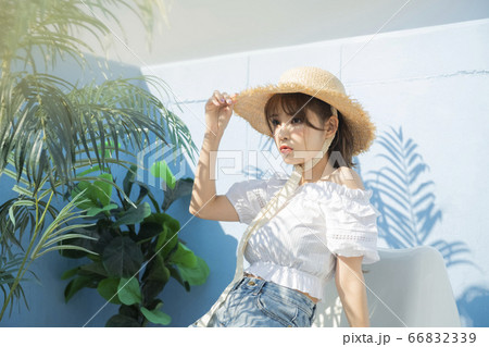 女性 女 女の子 66832339