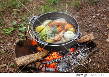 ダッジオーブン料理 iron outdoor oven  66835472