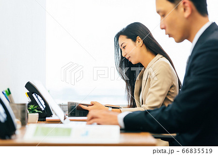 ビジネス 男女 ビジネス 男女 66835519
