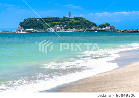 《神奈川県》江ノ島・夏の海 66849506