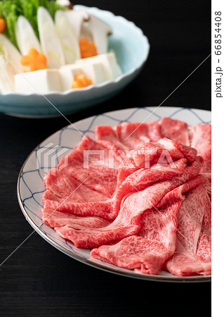 しゃぶしゃぶ 国産和牛肩ローススライス しゃぶしゃぶ 国産和牛肩ローススライス 66854408