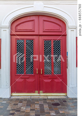 Double Red Door Double Red Door 66855760