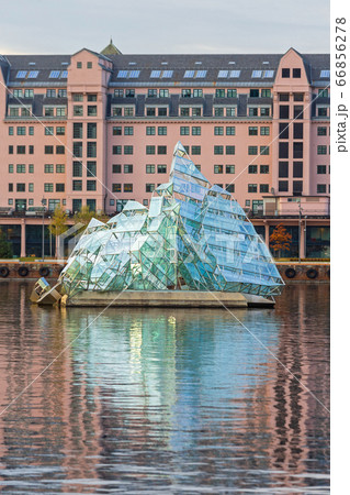 Iceberg Sculpture Oslo 66856278