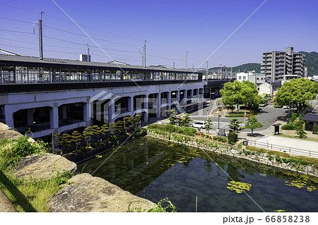 三原城址　天守台とJR三原駅　広島県三原市 66858238