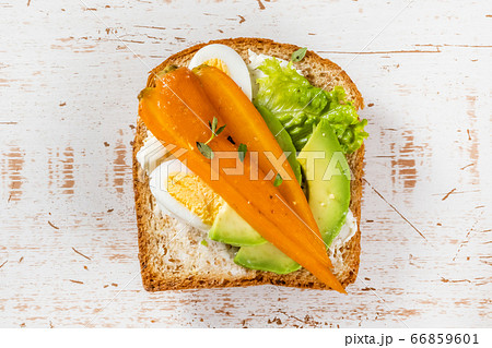 オープンサンドイッチ　Open sandwich  66859601