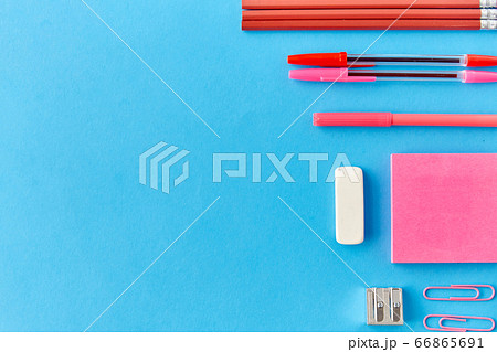 pink sticky notes, pens, pencils, clips and eraser pink sticky notes, pens, pencils, clips and eraser 66865691