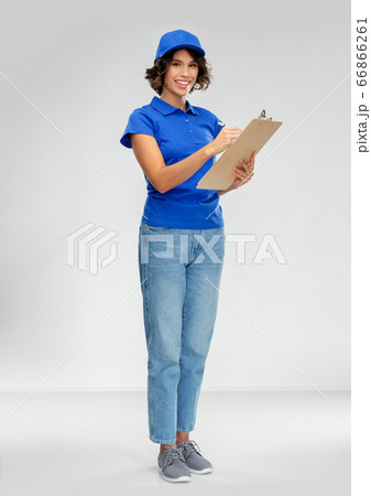 happy smiling delivery woman with clipboard 66866261