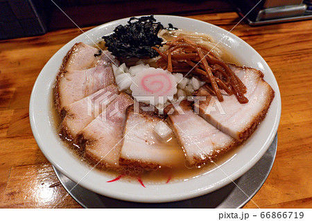 ラーメン燕 秋田市川反 燕三条ラーメン 肉中華 66866719