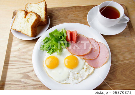 ハムエッグ 朝食 ハムエッグ 朝食 66870872