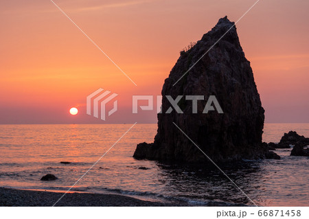 持石海岸夕日 持石海岸夕日 66871458