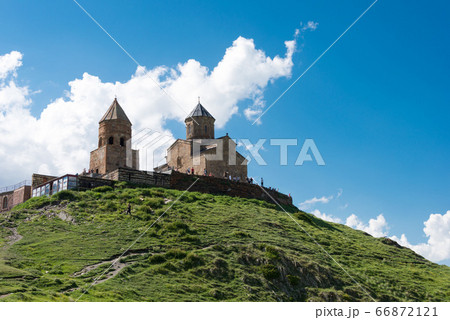 ツミンダサメバ教会 ジョージア(グルジア)ムツヘタ=ムティアネティ州カズベギ・ステパンツミンダ ツミンダサメバ教会 ジョージア(グルジア)ムツヘタ=ムティアネティ州カズベギ・ステパンツミンダ 66872121