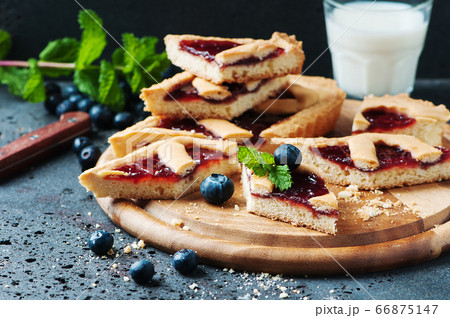 Homemade blueberry tart with mint Homemade blueberry tart with mint 66875147