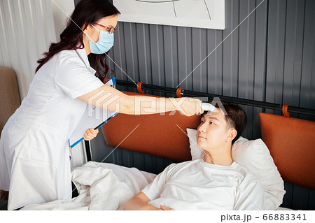 Nurse take care patient Nurse take care patient 66883341