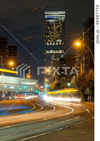 阪堺電車とあべのハルカスの夜景 阪堺電車とあべのハルカスの夜景 66887759