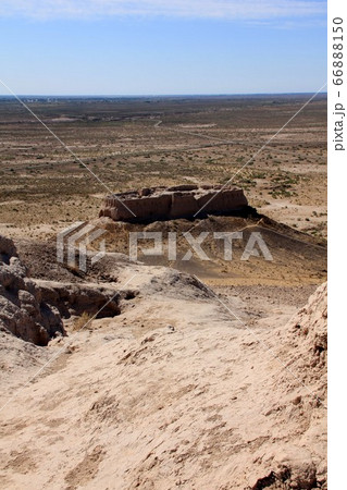 アヤズカラ遺跡             66888150