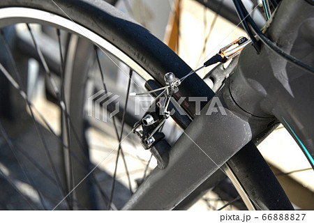 道路標識 66888827