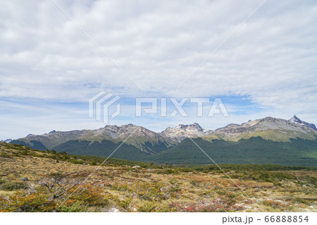 エスメラルダ湖へのトレッキングコース 66888854