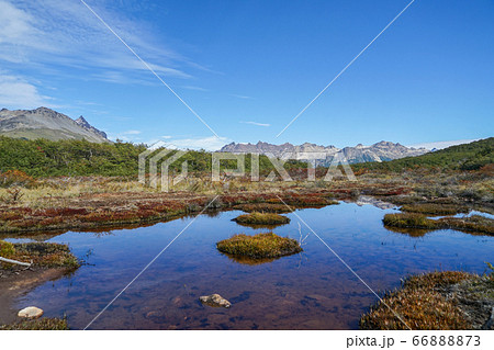 エスメラルダ湖へのトレッキングコース 66888873