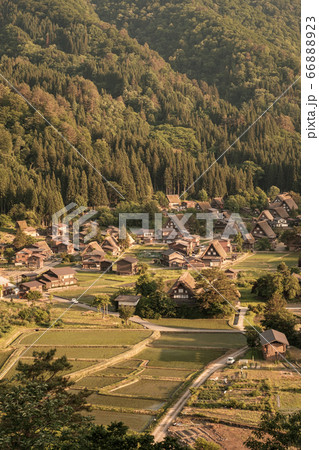 初夏の白川郷(夕暮れ) 初夏の白川郷(夕暮れ) 66888923
