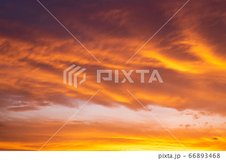 燃える夏の夕陽　東京都　八王子市 66893468