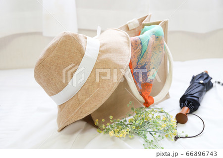 夏のお出かけ、日焼け対策 夏のお出かけ、日焼け対策 66896743