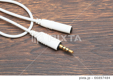 ステレオミニプラグ(3.5mm) 4極 ケーブル ステレオミニプラグ(3.5mm) 4極 ケーブル 66897484