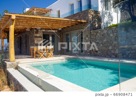 Amazing (Typical) villa for rent for family on Mykonos 66908471