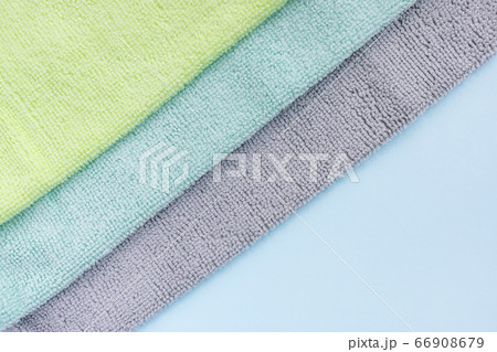 Three new microfiber cloth for cleaning and dusting 66908679