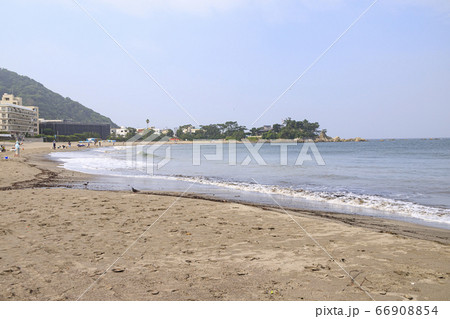 梅雨の晴れ間の湘南葉山 梅雨の晴れ間の湘南葉山 66908854