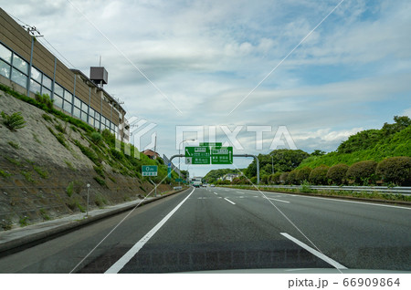 第三京浜上り港北出口 66909864