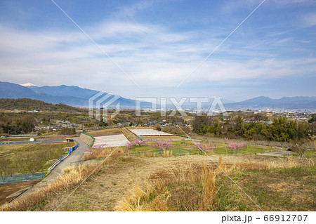 【山梨県】中央市高台からの眺望 【山梨県】中央市高台からの眺望 66912707