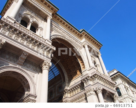 イタリア ミラノ ガッレリア 入口 イタリア ミラノ ガッレリア 入口 66913751