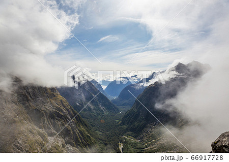 Milford sound 66917728