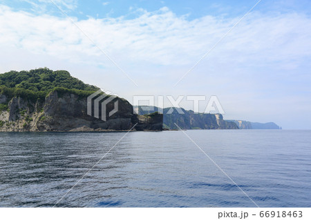 北海道　夏　積丹半島　観光船からの眺め 66918463