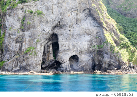 北海道　夏　積丹半島　観光船からの眺め 66918553