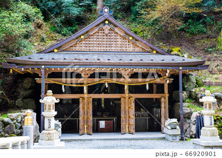 金峯山寺塔頭・脳天大神、龍王院（奈良県吉野郡吉野町吉野山）2020年4月 66920901