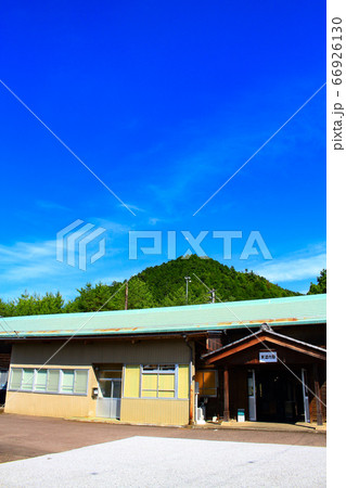 長良川鉄道 美濃市駅前の風景 長良川鉄道 美濃市駅前の風景 66926130