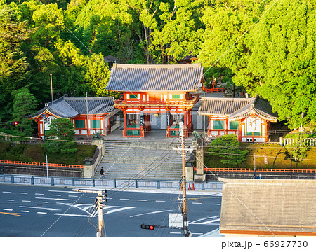 京都　八坂神社　西楼門 66927730