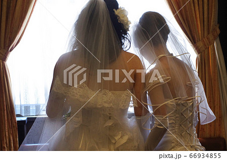 女性カップルによる同性婚 66934855