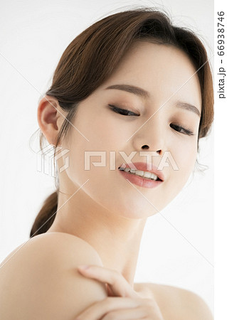 ビューティー 女性 女 66938746