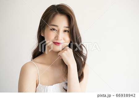 ビューティー 女性 女 66938942