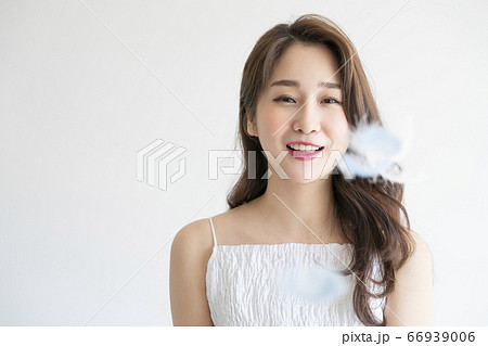 女性 女 女の子 66939006
