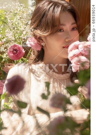 女性 女 女の子 66939014